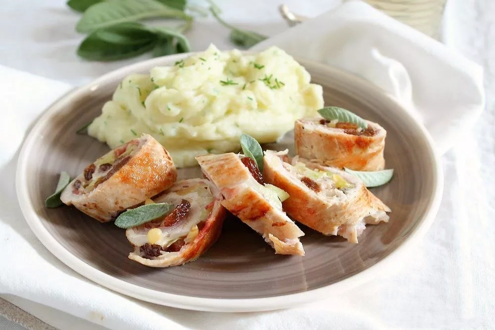 Involtini di tacchino ripieni – origine regione Lazio